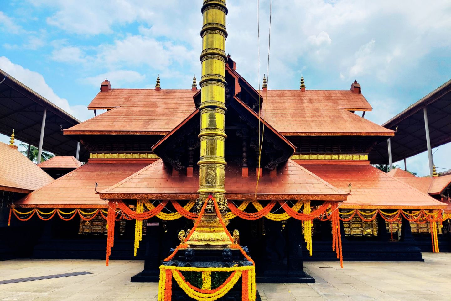 Places to Visit Polali Rajarajeshwari Temple, Mangalore